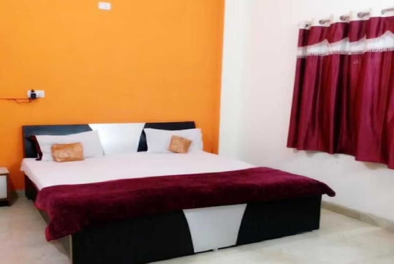 Goroomgo New Ashiyana Palace Varanasi Exterior photo